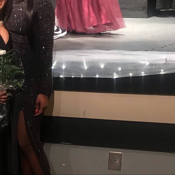 Pageant/ Homecoming/ Prom/ Formal dress - Picture 5 of 8